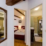 Maru Prestige - Comfort Duplex Two Bedroom Apartman