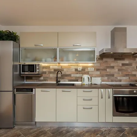 Maru Prestige - Comfort Duplex Two Bedroom דירה *