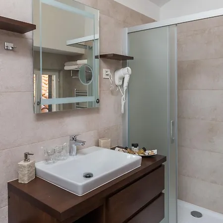 Maru Prestige - Comfort Duplex Two Bedroom דירה דוברובניק