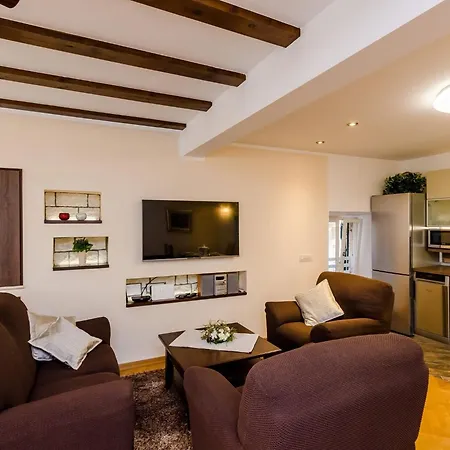 Maru Prestige - Comfort Duplex Two Bedroom דירה