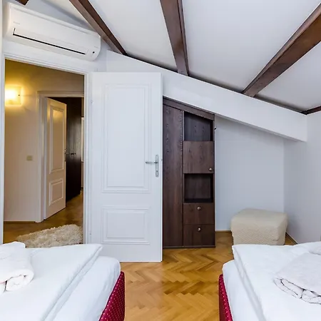 Maru Prestige - Comfort Duplex Two Bedroom Apartman *
