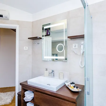 Maru Prestige - Comfort Duplex Two Bedroom דירה דוברובניק