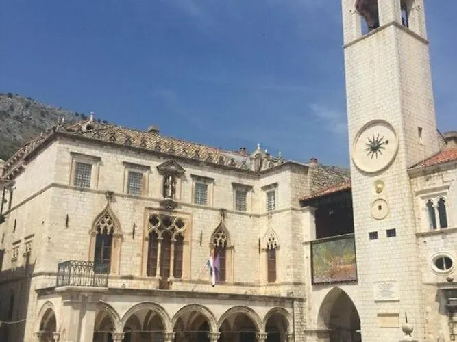 Maru Prestige - Comfort Duplex Two Bedroom Apartman