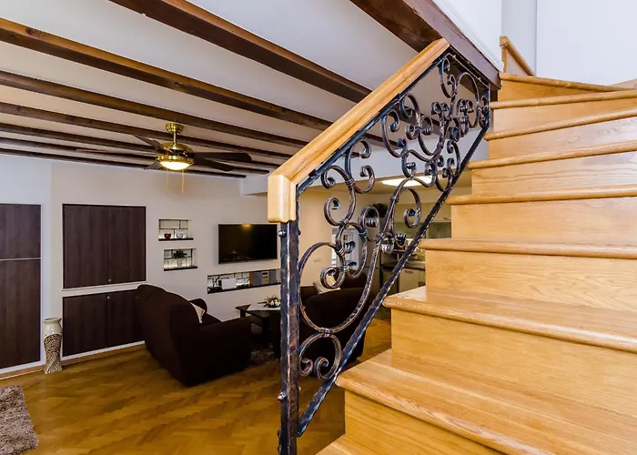 Maru Prestige - Comfort Duplex Two Bedroom Apartman *